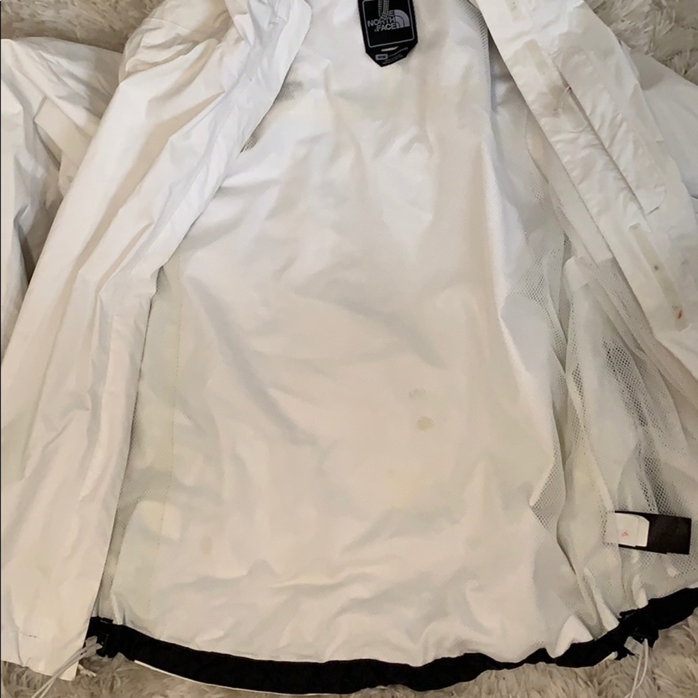 North Face white rain jacket - Picture 8 of 8
